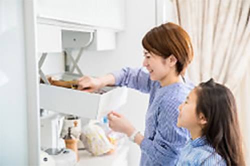 參觀展示廳時一見鍾情 廚房是太太的笑容來源